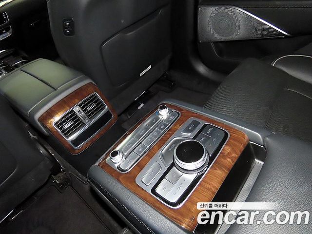Kia K9 3.8 GDI AWD PlatinumⅡ 2020 — фото 19