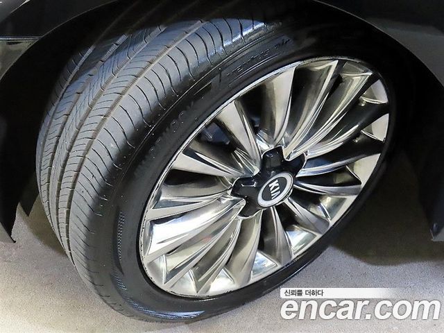 Kia K9 3.8 GDI AWD PlatinumⅡ 2020 — фото 24
