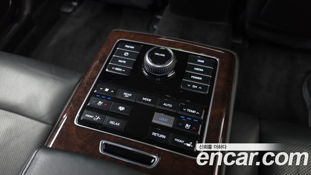 Hyundai Equus (New) VS380 Exclusive 2015 — фото 17