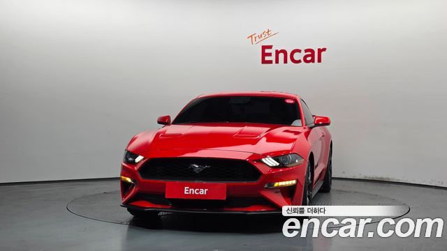 Ford Mustang Coupe 2020 — фото 3