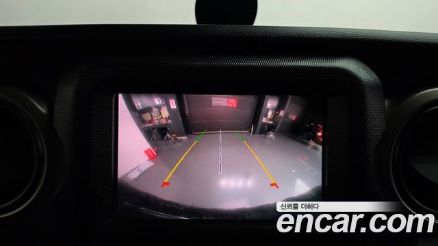 Jeep Wrangler (JL) 2.0 Sport 4Door Willys Edition 2020 — фото 12