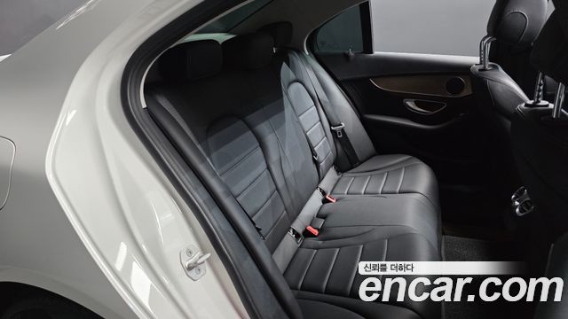 Mercedes-Benz C-Class (W205) C220 d Exclusive 2016 — фото 12