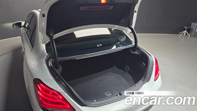 Mercedes-Benz C-Class (W205) C220 d Exclusive 2016 — фото 20