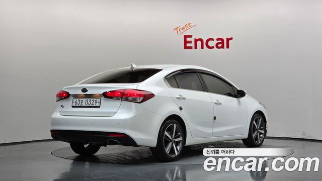 Kia K3 Prestige 2017 — фото 2