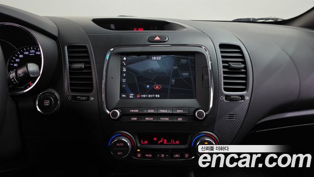Kia K3 Prestige 2017 — фото 12