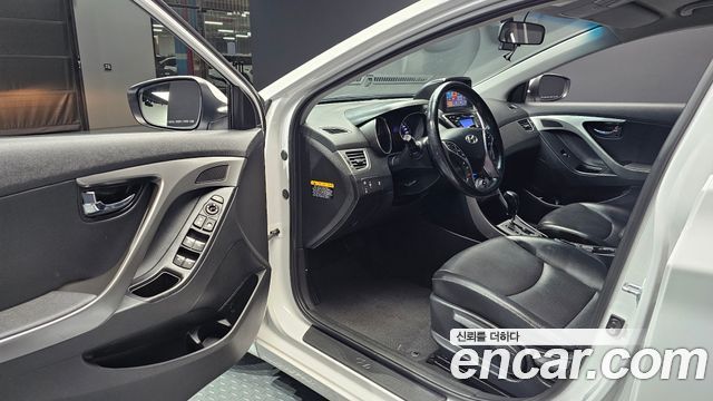 Hyundai Avante (MD) M16 GDI Modern 2013 — фото 10