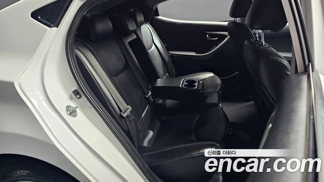 Hyundai Avante (MD) M16 GDI Modern 2013 — фото 11