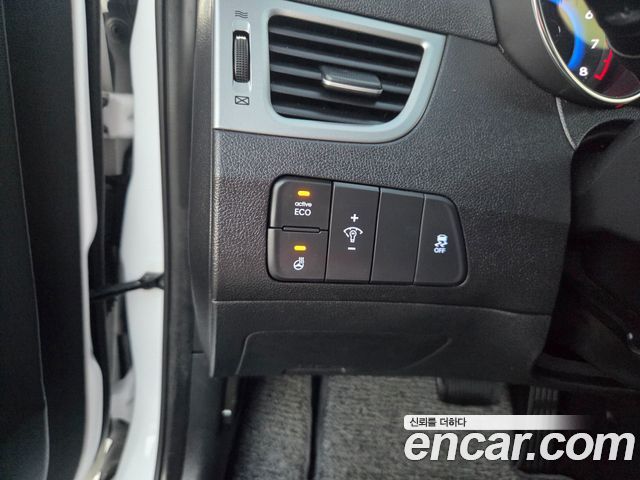 Hyundai Avante 1.6 GDi Modern Standard 2015 — фото 23