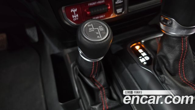 Jeep Wrangler (JL) 2.0 Rubicon 4Door 2022 — фото 17