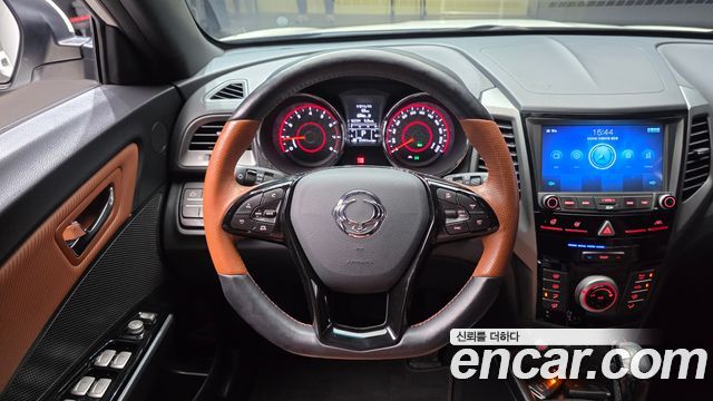 KG Mobility (SsangYong) Tivoli Armor Gear Edition 2WD 2018 — фото 13