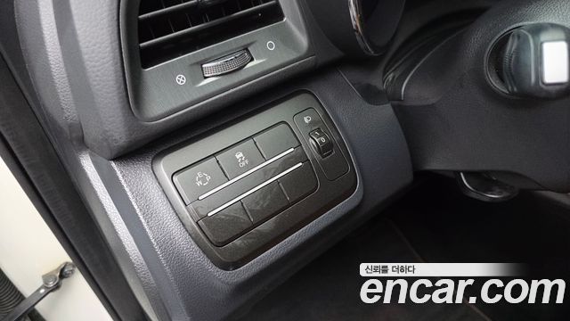 KG Mobility (SsangYong) Tivoli Armor Gear Edition 2WD 2018 — фото 19
