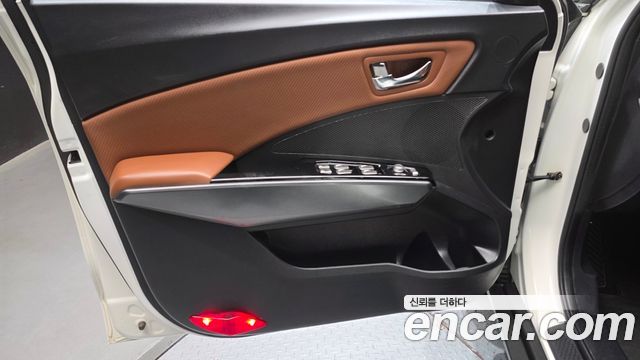 KG Mobility (SsangYong) Tivoli Armor Gear Edition 2WD 2018 — фото 24