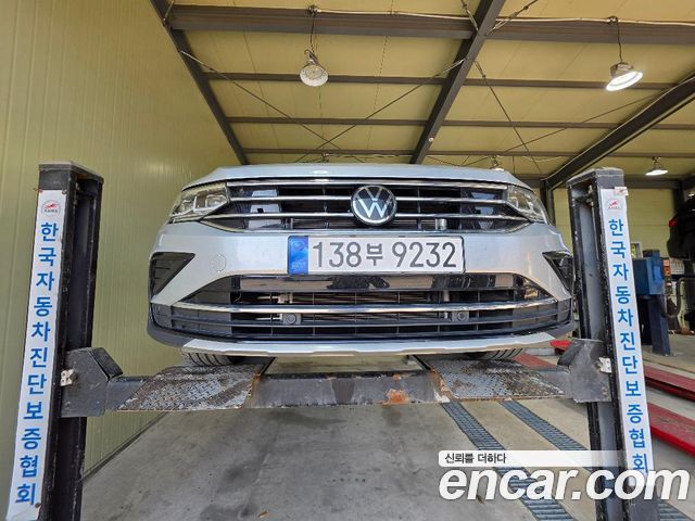 Volkswagen Tiguan (II) 2.0 TDI Premium