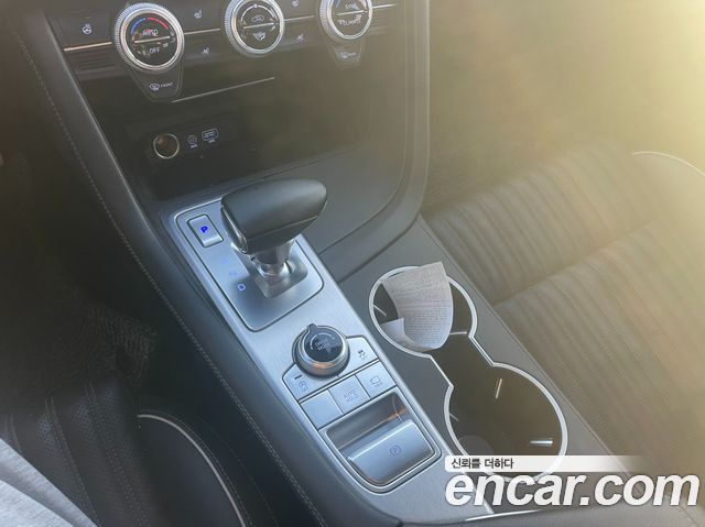 Genesis G70 3.3T Sport AWD Advanced 2018 — фото 8