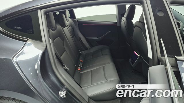 Tesla Model 3 RWD 2025 — фото 11