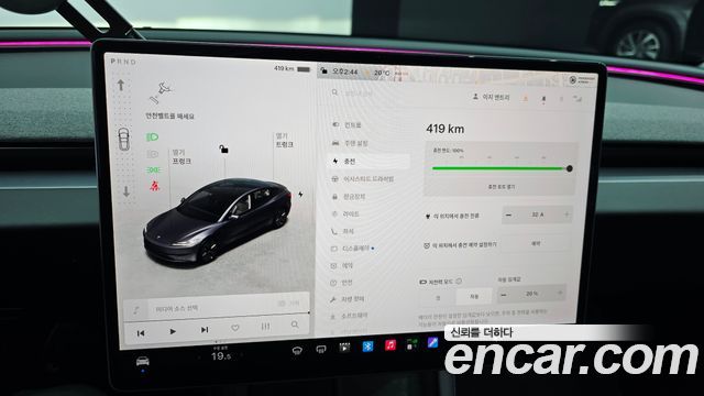 Tesla Model 3 RWD 2025 — фото 32