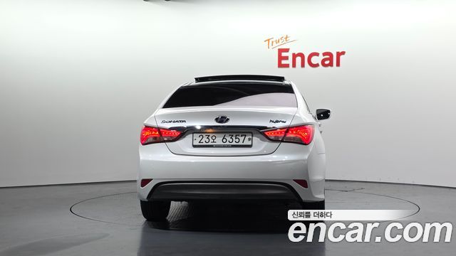 Hyundai Sonata Hybrid 2.0 Premium 2014 — фото 4