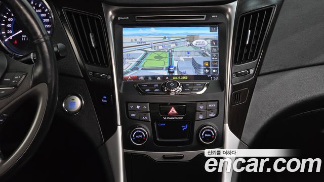 Hyundai Sonata Hybrid 2.0 Premium 2014 — фото 14