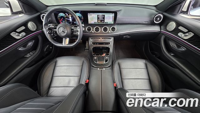Mercedes-Benz E-Class (W213) E220d 4MATIC AMG Line 2022 — фото 7