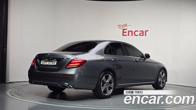 Mercedes-Benz E-Class (W213) E300 Avantgarde 2019 — фото 2