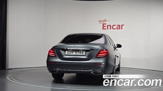 Mercedes-Benz E-Class (W213) E300 Avantgarde 2019 — фото 4