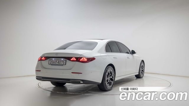 Mercedes-Benz E-Class (W214) E200 Avantgarde 2026 — фото 2
