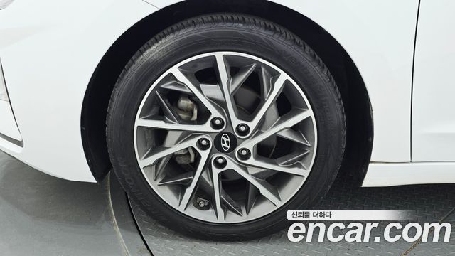 Hyundai Avante (AD) 1.6 Smart 2020 — фото 5