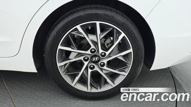 Hyundai Avante (AD) 1.6 Smart 2020 — фото 21