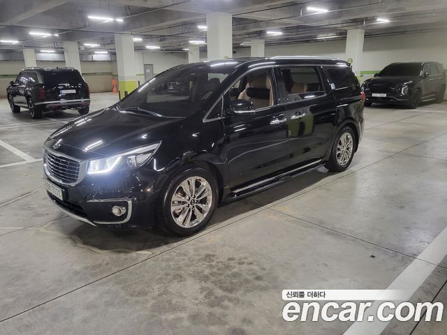 Kia Carnival 9-seater Prestige 2017 — фото 2