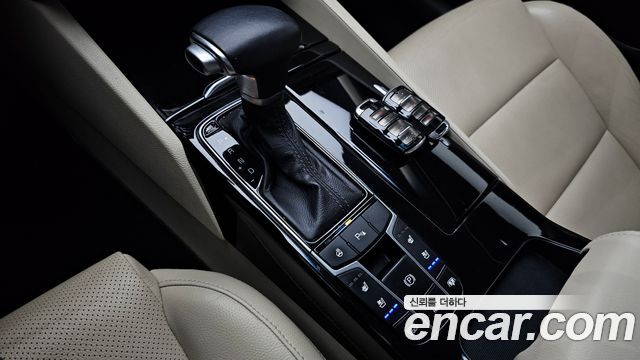 Kia K7 2.2 Diesel Prestige 2016 — фото 9