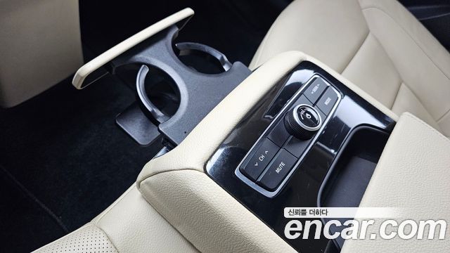 Kia K7 2.2 Diesel Prestige 2016 — фото 27