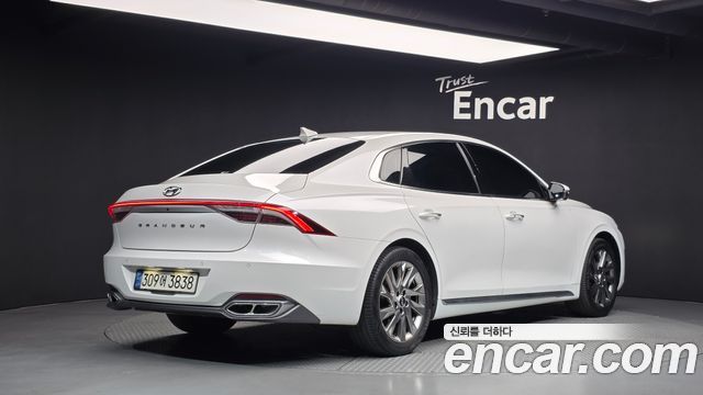 Hyundai Grandeur Hybrid (IG) Calligraphy 2020 — фото 2