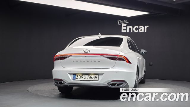 Hyundai Grandeur Hybrid (IG) Calligraphy 2020 — фото 4