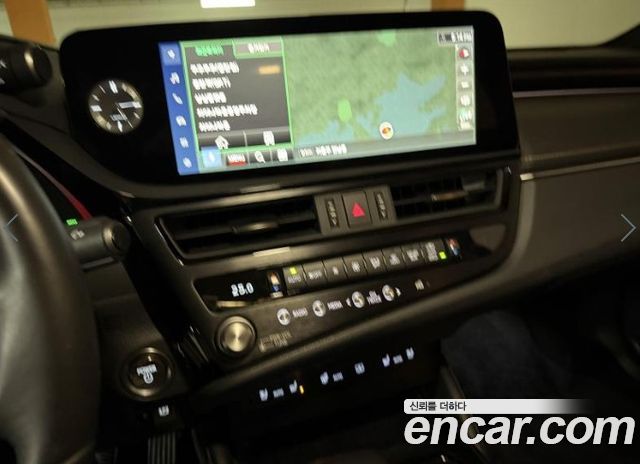 Lexus ES300h (VII) Luxury Plus 2023 — фото 5
