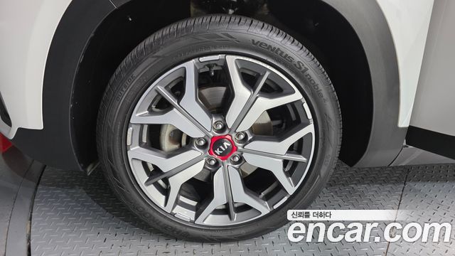 Kia Seltos Gasoline 1.6 Turbo 2WD Noblesse 2020 — фото 5