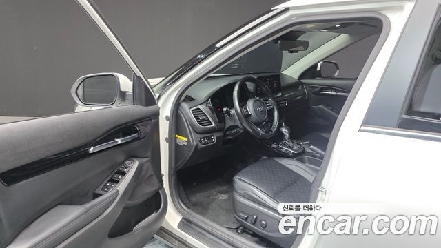 Kia Seltos Gasoline 1.6 Turbo 2WD Noblesse 2020 — фото 10