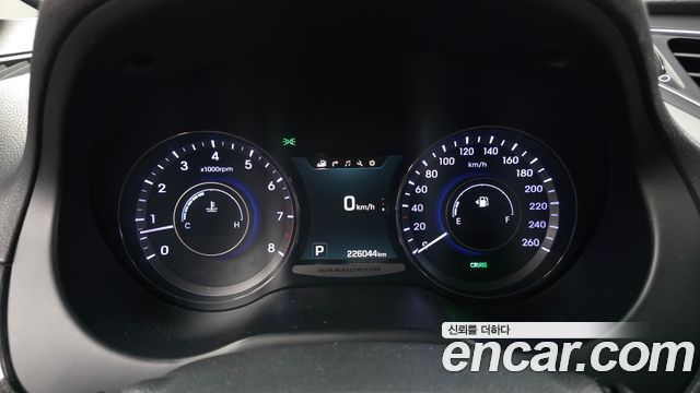 Hyundai Grandeur (HG) LPG HG300 Exclusive 2015 — фото 8