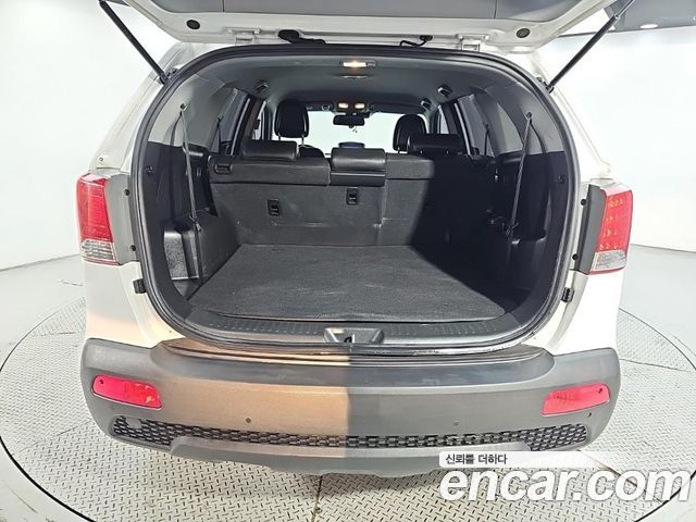 Kia Sorento R Diesel 2.0 2WD TLX High-Deluxe 2011 — фото 17