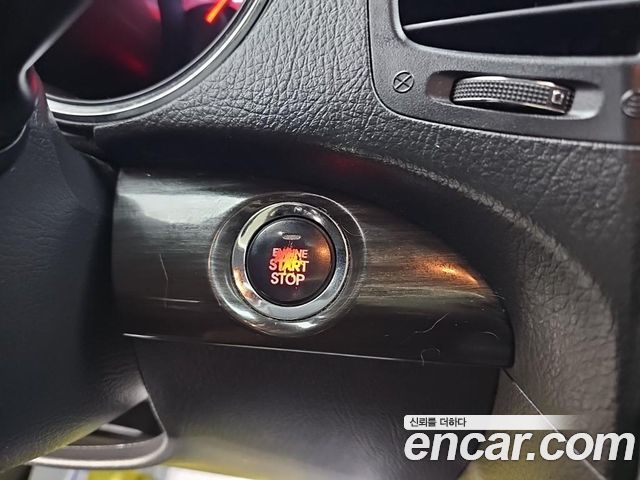 Kia Sorento R Diesel 2.0 2WD TLX High-Deluxe 2011 — фото 19