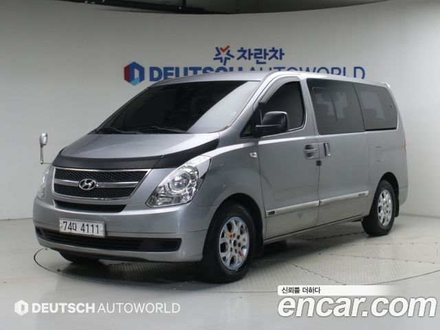 Hyundai Grand Starex 12-Seater Wagon CVX Deluxe