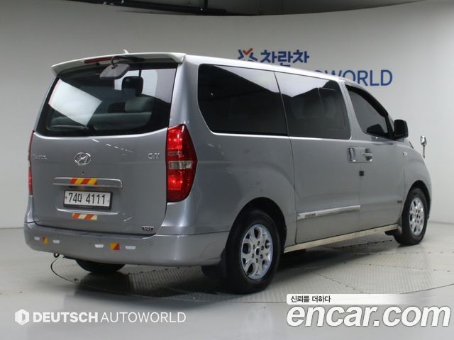 Hyundai Grand Starex 12-Seater Wagon CVX Deluxe 2012 — фото 2