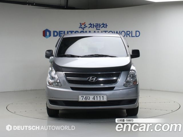 Hyundai Grand Starex 12-Seater Wagon CVX Deluxe 2012 — фото 3
