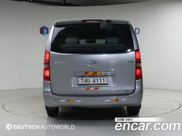 Hyundai Grand Starex 12-Seater Wagon CVX Deluxe 2012 — фото 4