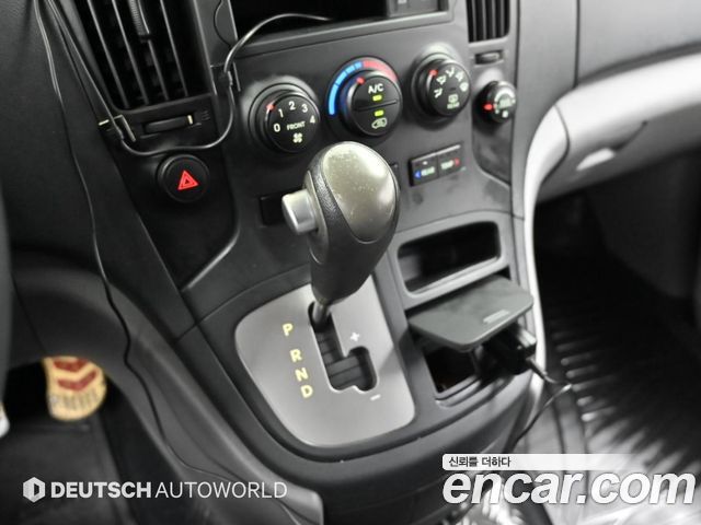 Hyundai Grand Starex 12-Seater Wagon CVX Deluxe 2012 — фото 9