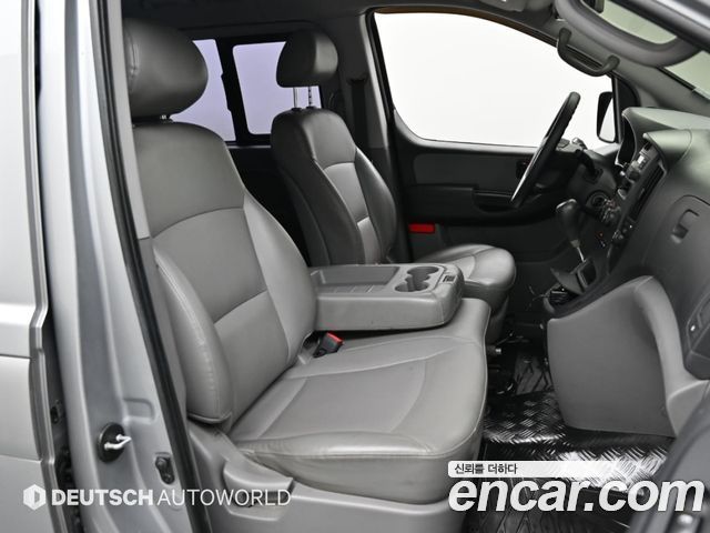 Hyundai Grand Starex 12-Seater Wagon CVX Deluxe 2012 — фото 10