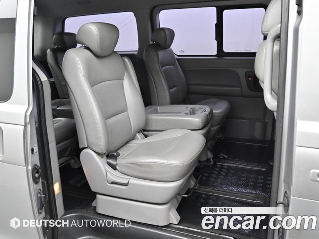 Hyundai Grand Starex 12-Seater Wagon CVX Deluxe 2012 — фото 16
