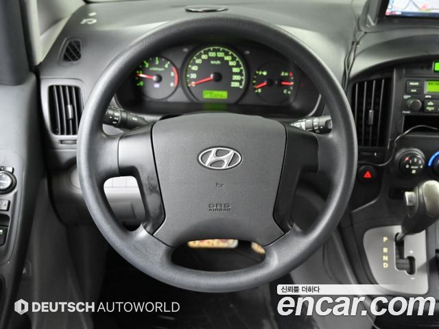 Hyundai Grand Starex 12-Seater Wagon CVX Deluxe 2012 — фото 17