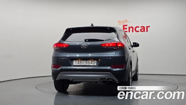 Hyundai Tucson Diesel 2.0 2WD Style Special 2017 — фото 4