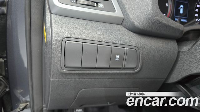 Hyundai Tucson Diesel 2.0 2WD Style Special 2017 — фото 20