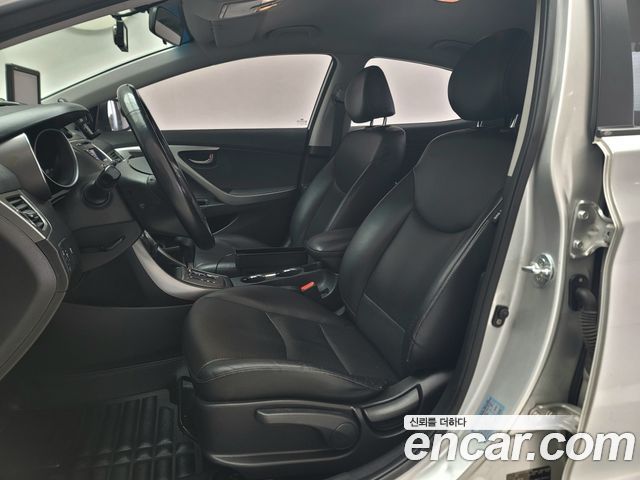 Hyundai Avante (MD) M16 GDI Avenue 2014 — фото 10